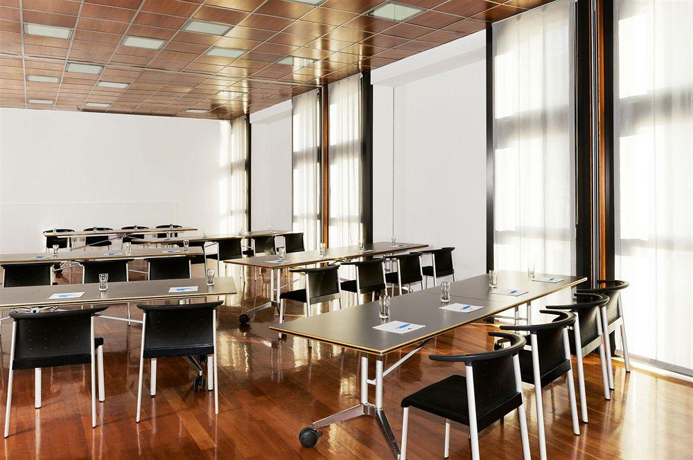 Four Points Sheraton Hotel 4*