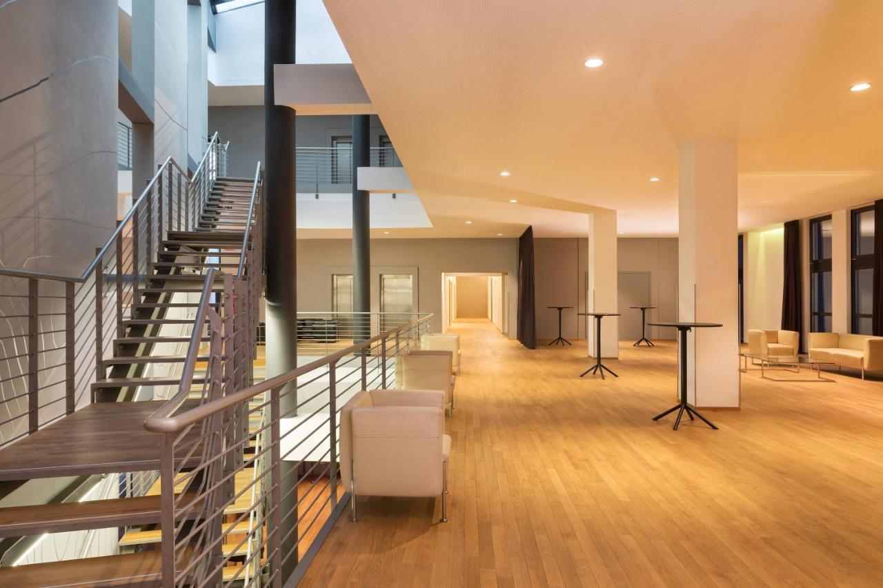 Four Points Sheraton Hotel 4*