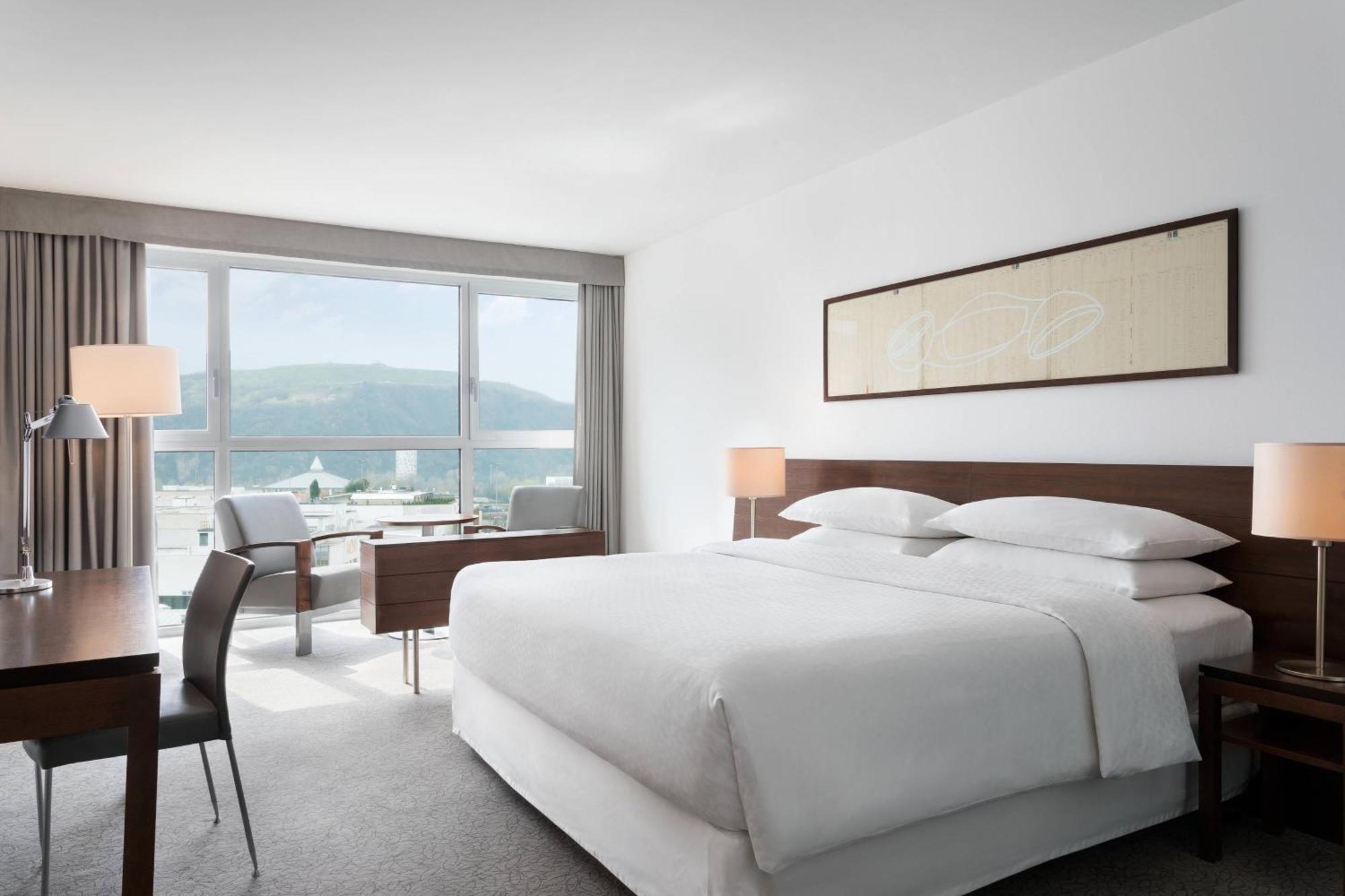 Four Points Sheraton 4*
