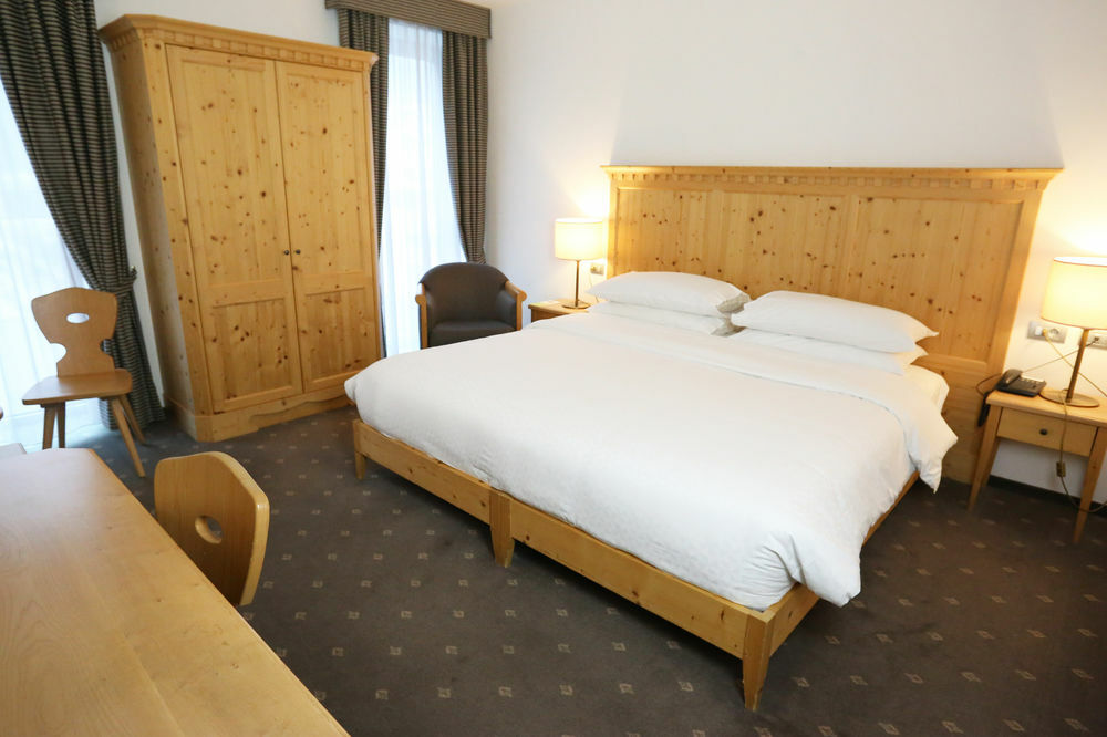 Four Points Sheraton Hotel